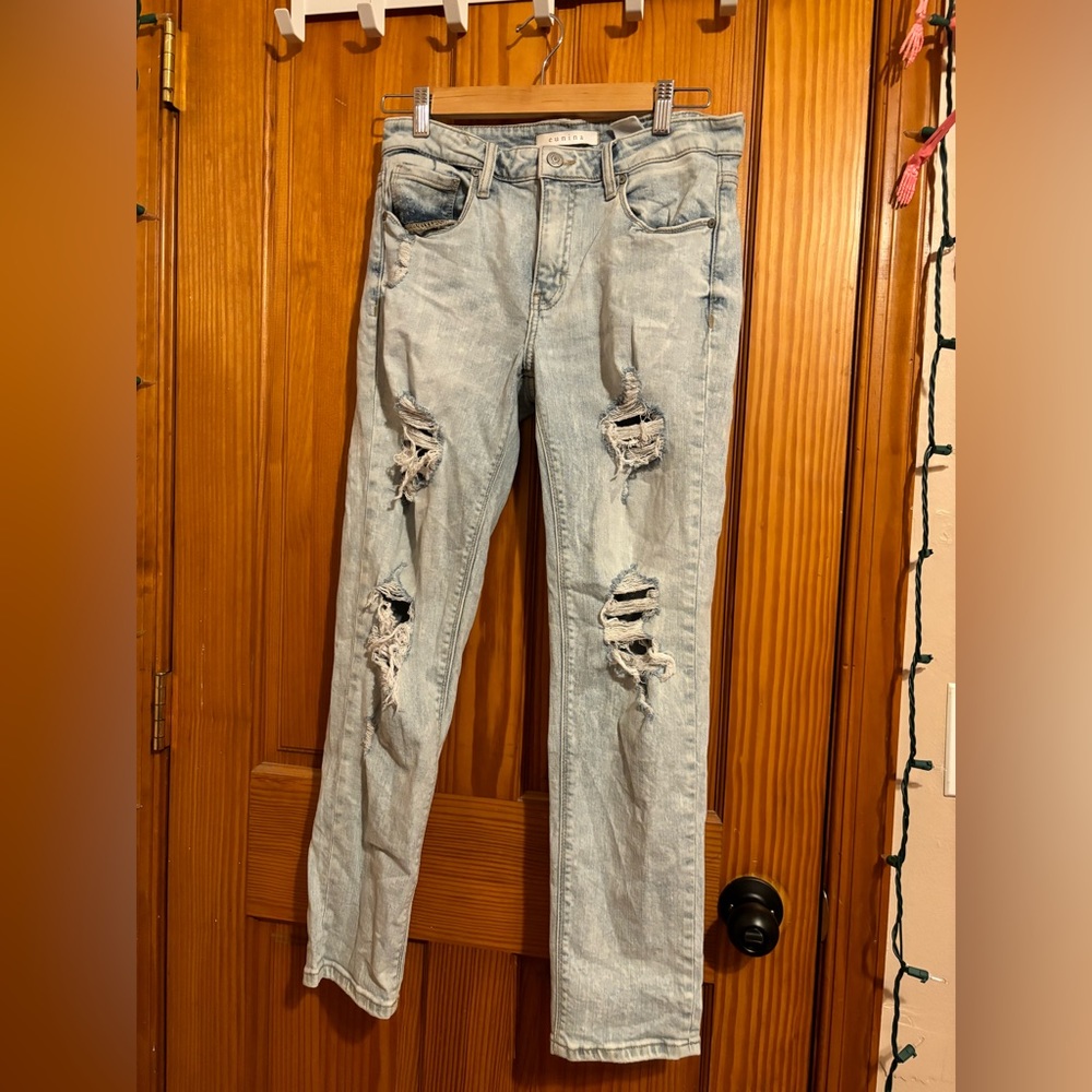 Eunina Ripped Girlfriend Jeans